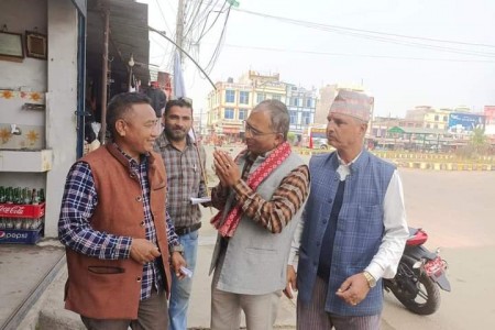 कोहलपुरमा एमाले र राप्रपाको संयुक्त घरदैलो